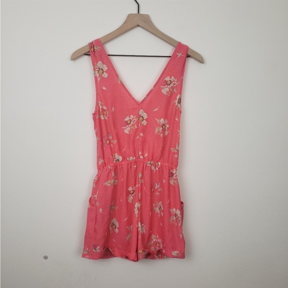 Kimchi Blue - Urban Outfitters Mini shorts Floral Pink button front Cute Romper - Picture 3 of 4